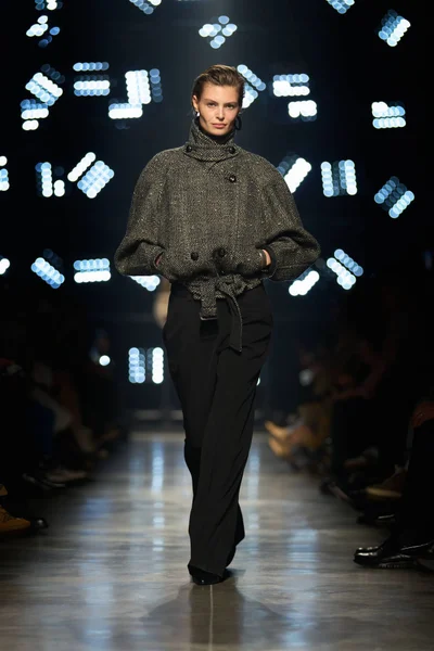 Look 26